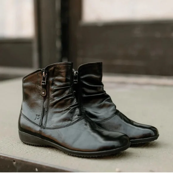 Josef Seibel Shoes Josef Seibel Naly 24 Black Leather Ankle